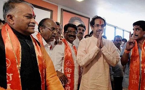 ಉದ್ಧವ್ ಠಾಕ್ರೆ ಜೊತೆ ಶಿವಸೇನಾ ನಾಯಕರು