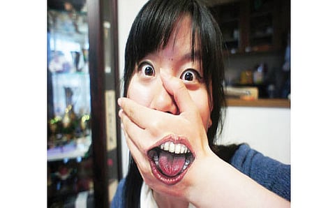 ಬಾಯಿ ಬಿಟ್ಟು ನುಂಗಿ ನೋಡೋಣ...