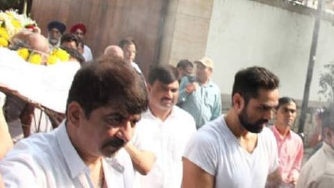 ಬಾಲಿವುಡ್ ನಟ ಅಜಿತ್ ಸಿಂಗ್ ಡಿಯೋಲ್ ನಿಧನ