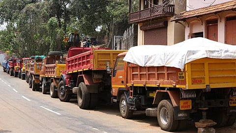 ಟಿಪ್ಪರ್ ಲಾರಿಗಳು (ಸಂಗ್ರಹ ಚಿತ್ರ)
