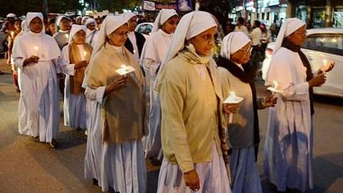 ಪ್ರತಿಭಟನಾನಿರತ ಕ್ರೈಸ್ತ ಸನ್ಯಾಸಿನಿಯರ ಸಂಗ್ರಹ ಚಿತ್ರ