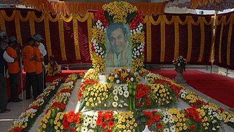 ಇಂದು ಕನ್ನಡದ ಮೇರು ನಟ ಡಾ.ರಾಜ್ ಕುಮಾರ್ ಪುಣ್ಯತಿಥಿ (ಸಂಗ್ರಹ ಚಿತ್ರ)