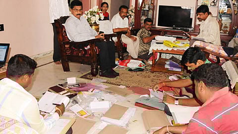 ಲೋಕಾಯುಕ್ತ ಅಧಿಕಾರಿಗಳಿಂದ ಪರಿಶೀಲನೆ