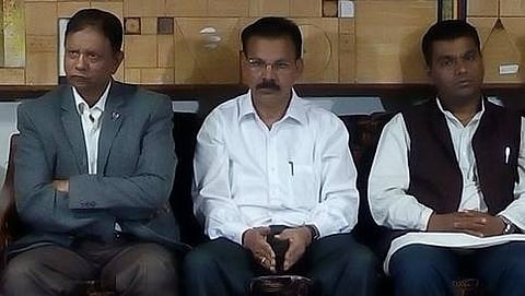 ಪತ್ರಿಕಾಗೋಷ್ಠಿ ನಡೆಸಿದ ಕರ್ನಾಟಕ ರಾಜ್ಯ ಯೋಗ ಅಕಾಡೆಮಿ ಅಧ್ಯಕ್ಷ ಪುಟ್ಟೇಗೌಡ ಮತ್ತಿತರರು.