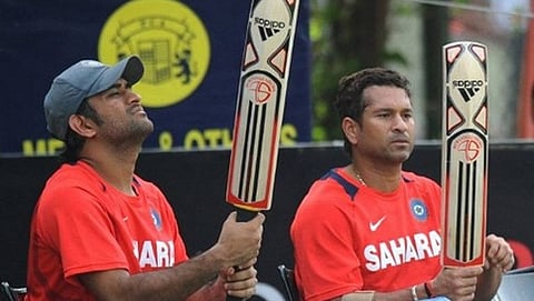 ಮಹೇಂದ್ರ ಸಿಂಗ್ ಧೋನಿ ಮತ್ತು ಸಚಿನ್ ತೆಂಡೂಲ್ಕರ್