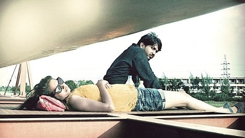 ಕೆಂಡಸಂಪಿಗೆ ಚಿತ್ರದಲ್ಲಿ ನಟಿ ಮಾನ್ವಿತಾ ಮತ್ತು ನಟ ವಿಕ್ಕಿ