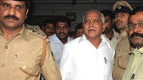 ಬಿಎಸ್ ಯಡಿಯೂರಪ್ಪ ಹಾಗೂ ಅವರ ಪುತ್ರರು (ಸಂಗ್ರಹ ಚಿತ್ರ)