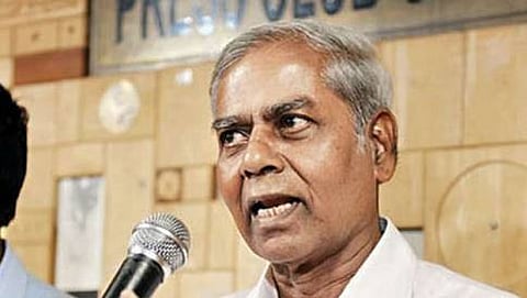 ಮಾಜಿ ಸಿಎಂ ಕುಮಾರಸ್ವಾಮಿ ವಿರುದ್ಧ ಭೂಕಬಳಿಕೆ ಆರೋಪ ಮಾಡಿದ ಎಸ್ ಆರ್ ಹಿರೇಮಠ್