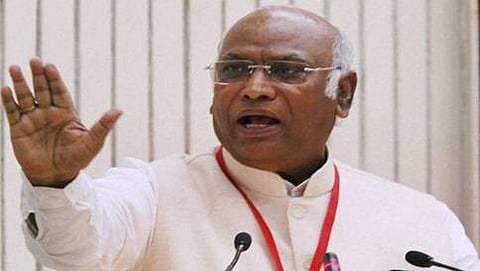 ಕಾಂಗ್ರೆಸ್ ನಾಯಕ ಮಲ್ಲಿಕಾರ್ಜುನ ಖರ್ಗೆ