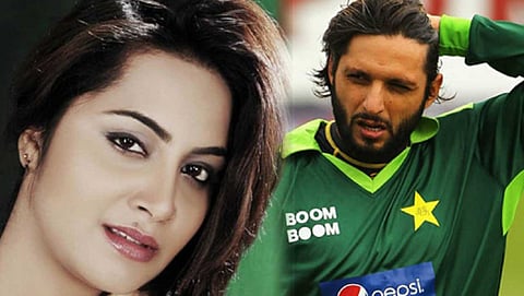 ಆರ್ಶಿ ಖಾನ್ -ಶಾಹಿದ್ ಅಫ್ರೀದಿ