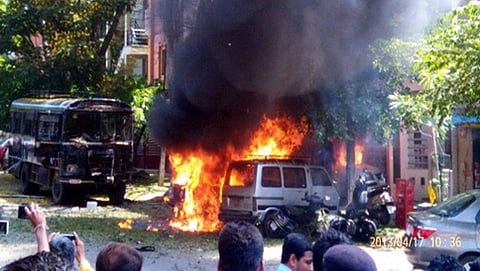 2013ರಲ್ಲಿ ಸಂಭವಿಸಿದ ಬಾಂಬ್ ಸ್ಫೋಟದ ವೇಳೆ ವಾಹನಕ್ಕೆ ಸುತ್ತಿಕೊಂಡಿರುವ ಬೆಂಕಿ ಹೊತ್ತಿ ಉರಿಯುತ್ತಿರುವ ದೃಶ್ಯ (ಸಂಗ್ರಹ ಚಿತ್ರ)