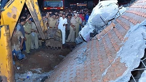 ಕೇರಳ ದೇಗುಲದಲ್ಲಿ ಅಗ್ನಿ ದುರಂತ: 109ಸಾವು, 350ಕ್ಕೂ ಹೆಚ್ಚು ಗಾಯ