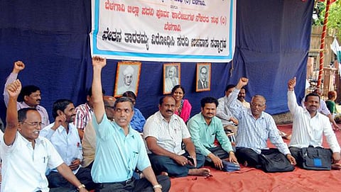 ಶಿಕ್ಷಕರ ಪ್ರತಿಭಟನೆ (ಸಂಗ್ರಹ ಚಿತ್ರ)