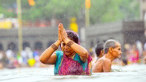 ಪವಿತ್ರ ನದಿಗಳಲ್ಲಿ ಸ್ನಾನ (ಸಂಗ್ರಹ ಚಿತ್ರ)