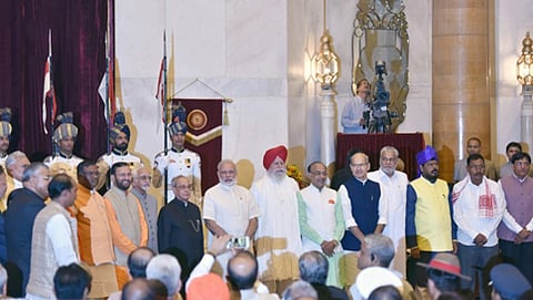 ಪ್ರಧಾನಿ ನರೇಂದ್ರ ಮೋದಿ ಮತ್ತು ನೂತನ ಕೇಂದ್ರ ಸಚಿವರು (ಸಂಗ್ರಹ ಚಿತ್ರ)