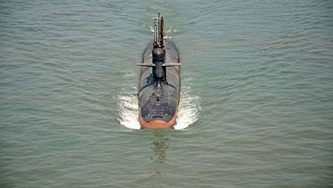 ಮುಂಬೈಯ ತೀರ ಸಮುದ್ರದಲ್ಲಿ ಮೇ1, 2016ರಂದು ಭಾರತದ ಸ್ಕಾರ್ಪಿನ್ ಜಲಾಂತರ್ಗಾಮಿ ನೌಕೆ ಕಾಲಿವರಿ ತನ್ನ ಮೊದಲ ಪರೀಕ್ಷಾರ್ಥ ಸಂಚಾರ ನಡೆಸಿತು.