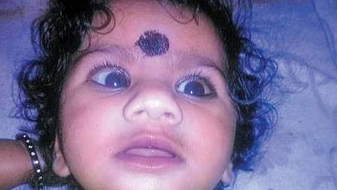 ಮೃತ ಮಗು ಧರಣಿ