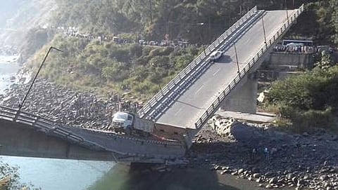 ಸೇತುವೆ ಕುಸಿತ