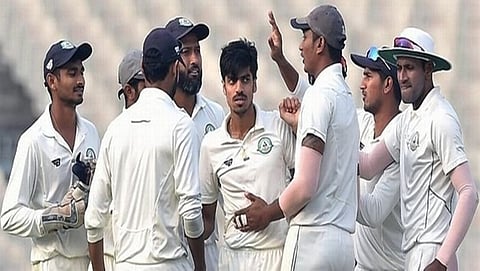 ರಣಜಿ ಕ್ರಿಕೆಟ್: ಸೆಮಿ ಫೈನಲ್ ನಲ್ಲಿ ಕರ್ನಾಟಕಕ್ಕೆ 5 ರನ್ ಗಳ ವೀರೋಚಿತ ಸೋಲು