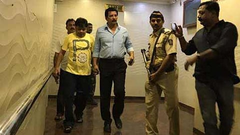 ದಾವೂದ್ ಸಹೋದರ ಇಕ್ಬಾಲ್ ಬಂಧನ