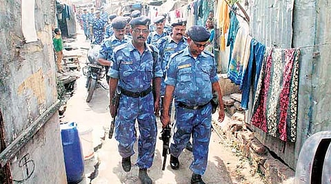 ಮುಂಜಾಗ್ರತಾ ಕ್ರಮವಾಗಿ ಭರತ್ ನಗರದಲ್ಲಿ ಬಿಗಿ ಬಂದೋಬಸ್ತ್ ಆಯೋಜಿಸಲಾಗಿದೆ.
