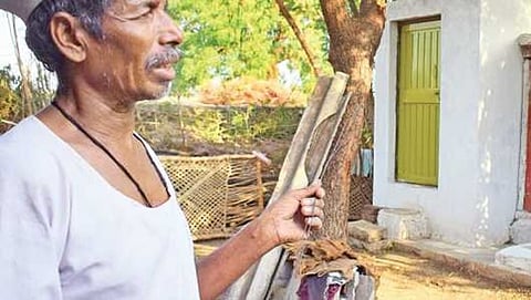 50,000 ರೂಪಾಯಿ ಖರ್ಚು ಮಾಡಿ ಶೌಚಾಲಯವನ್ನು ಬಳಸುವ ರೀತಿ ಮಾಡಿದ ಗಂಗಪ್ಪ ತಲ್ವರೆ