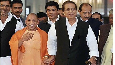 ತಾಜ್ ಮಹಲ್ ನ್ನು ಧ್ವಂಸ ಮಾಡಲು ಯೋಗಿ ಆದಿತ್ಯನಾಥ್ ಜೊತೆ ಹೋಗುತ್ತೇನೆ: ಆಜಂ ಖಾನ್