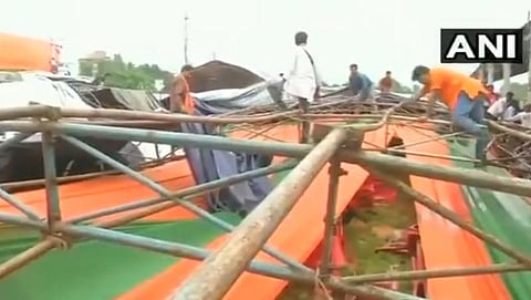 ಪ್ರಧಾನಿ ಮೋದಿ ರ್ಯಾಲಿ ವೇಳೆ ಕುಸಿದುಬಿದ್ದ ಮೇಲ್ಚಾವಣಿ