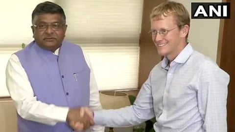 ರವಿಶಂಕರ್ ಪ್ರಸಾದ್ - ಕ್ರಿಸ್ ಡೇನಿಲ್ಸ್