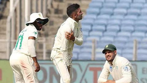 ಕೇಶವ್ ಮಹಾರಾಜ್