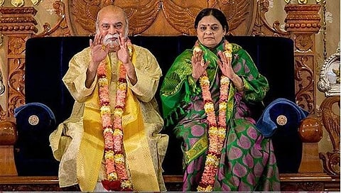 ಕಲ್ಕಿ ಭಗವಾನ್ ಮತ್ತು ಆತನ ಪತ್ನಿ(ಸಂಗ್ರಹ ಚಿತ್ರ)