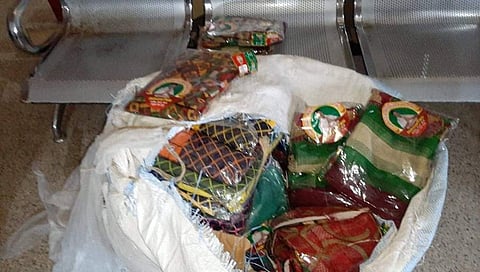 ವಶ ಪಡಿಸಿಕೊಂಡ ಸೀರೆ