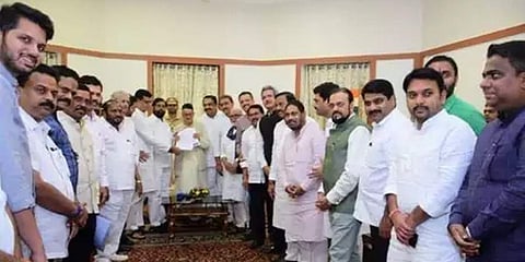 ಮಹಾ ಅಘಾದಿ ನಾಯಕರಿಂದ ರಾಜ್ಯಪಾಲರ ಭೇಟಿ