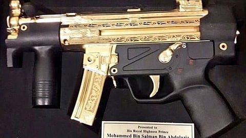 ಚಿನ್ನ ಲೇಪಿತ ಗನ್