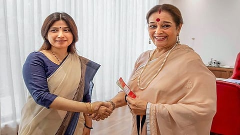 ಡಿಂಪಲ್ ಯಾದವ್ , ಪೂನಂ ಸಿನ್ಹಾ