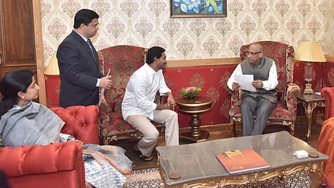 ವೈಎಸ್ ಜಗನ್ ಮೋಹನ್ ರೆಡ್ಡಿ - ನರಸಿಂಹನ್