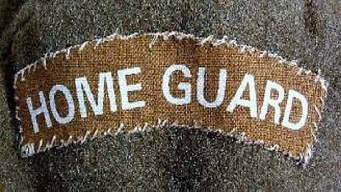 ಅಂಗಡಿಯಲ್ಲಿ ದೊರಕಿದ್ದ ಪರ್ಸ್ ಹಿಂದಿರುಗಿಸಿ ಪ್ರಾಮಾಣಿಕತೆ ಮೆರೆದ ಗೃಹ ರಕ್ಷಕ ಸಿಬ್ಬಂದಿ