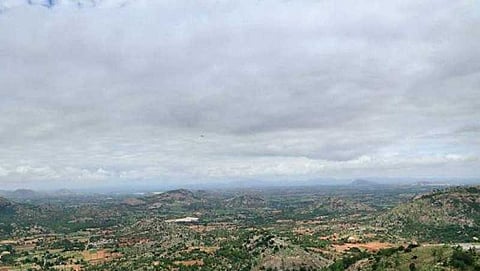 ಚಾರಣ ಸ್ಥಳ ಅವಲಬೆಟ್ಟ