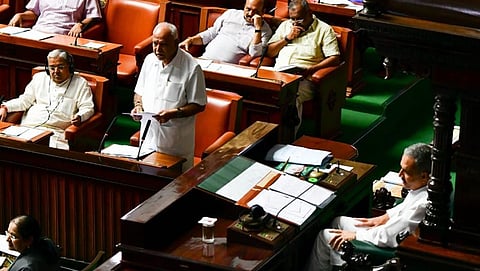 ಸದನದಲ್ಲಿ ಗದ್ದಲಕ್ಕೆ ಕಾರಣವಾದ ಟಿಪ್ಪು ಜಯಂತಿ: ಸದನ ಅನಿರ್ದಿಷ್ಟಾವಧಿಗೆ ಮುಂದೂಡಿಕೆ