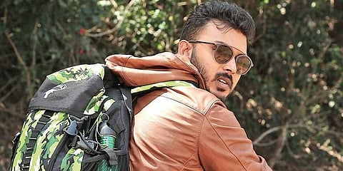 ಮನೋರಂಜನ್