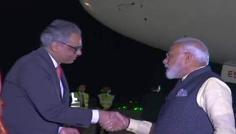 ಸೈಯದ್ ಅಕ್ಬರುದ್ದೀನ್, ಮೋದಿ