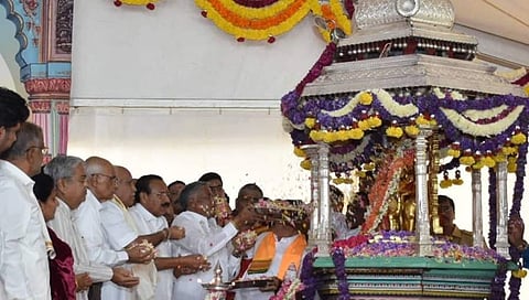 ವಿಶ್ವವಿಖ್ಯಾತ ಮೈಸೂರು ದಸರಾ ಮಹೋತ್ಸವಕ್ಕೆ ಡಾ.ಎಸ್.ಎಲ್.ಭೈರಪ್ಪ ಚಾಲನೆ