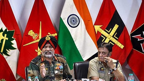 ಕೆಜೆಎಸ್ ಧಿಲ್ಲೋನ್ - ಮುನಿರ್ ಖಾನ್