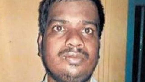 ಪರೀಕ್ಷೆಯಲ್ಲಿ ಫೇಲ್: ಬೇಸತ್ತು ಇತರೆ ವಿದ್ಯಾರ್ಥಿಗಳ ಅಂಕಪಟ್ಟಿ, ಸ್ಕ್ಯಾನಲ್ ಹೊತ್ತೊಯ್ದ ಭೂಪ!