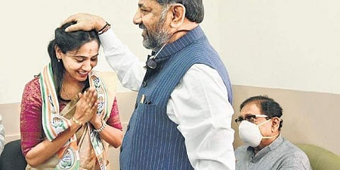 ಎಚ್, ಕುಸುಮಾ