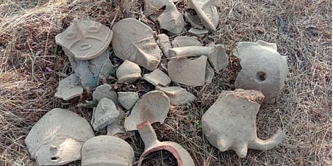 ಕಲಾಕೃತಿಗಳ ಅವಶೇಷಗಳು ಪತ್ತೆ