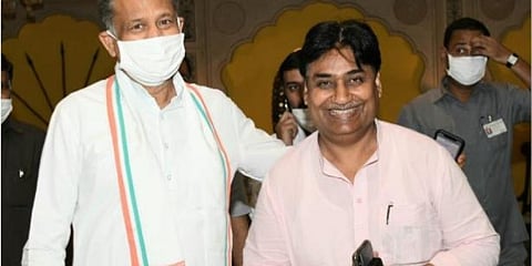 ಗೆಹ್ಲೋಟ್ ಜೊತೆ ಗೋವಿಂದ್ ಸಿಂಗ್ ಡೋಟಾಸರ