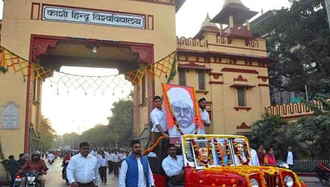 ಜಾಥಾದಲ್ಲಿ ಆರ್ ಎಸ್ ಎಸ್ ನೌಕರರು