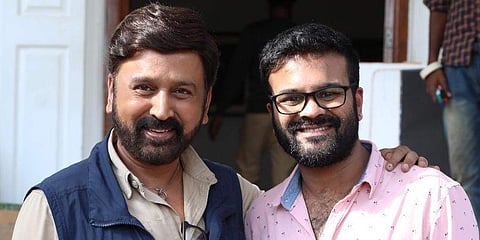 ಲವ್ ಮಾಕ್ಟೇಲ್, ದಿಯಾ ಹಾದಿ ಹಿಡಿಯಲಿದೆಯೇ ಶಿವಾಜಿ ಸೂರತ್ಕಲ್?