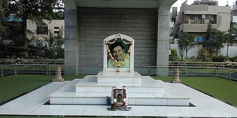 ಡಾ.ರಾಜ್ ಕುಮಾರ್ ಸಮಾಧಿ